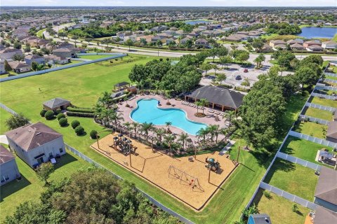Villa ou maison à louer à Wimauma, Floride: 3 chambres, 158.31 m2 № 2434897 - photo 24