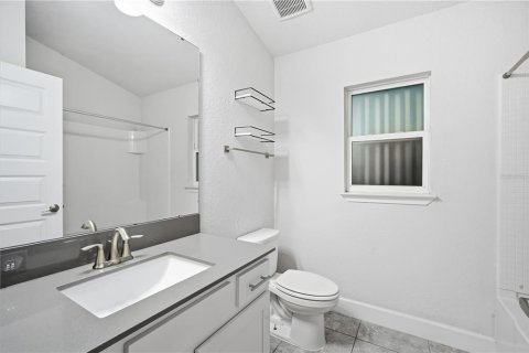 Villa ou maison à louer à Wimauma, Floride: 3 chambres, 158.31 m2 № 2434897 - photo 6