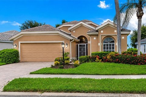 House in Sarasota, Florida 3 bedrooms, 169.36 sq.m. № 2200423