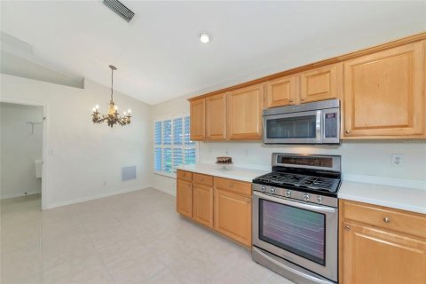 Villa ou maison à vendre à Sarasota, Floride: 3 chambres, 169.36 m2 № 2200423 - photo 10