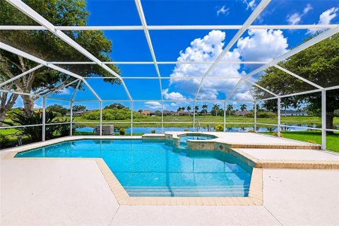 Villa ou maison à vendre à Sarasota, Floride: 3 chambres, 169.36 m2 № 2200423 - photo 30