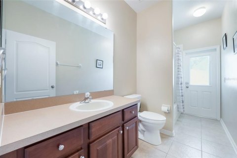 House in Apopka, Florida 3 bedrooms, 203.73 sq.m. № 1786278 - photo 25