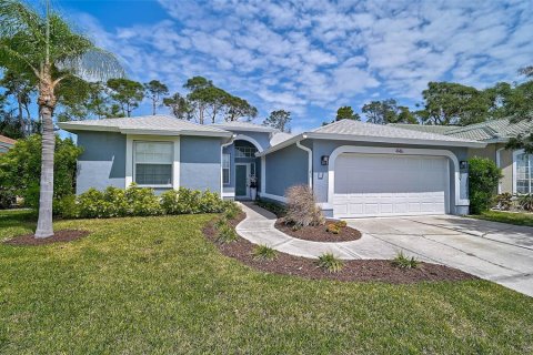 House in Sarasota, Florida 3 bedrooms, 155.15 sq.m. № 1630462 - photo 1