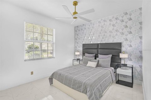House in Sarasota, Florida 3 bedrooms, 155.15 sq.m. № 1630462 - photo 21