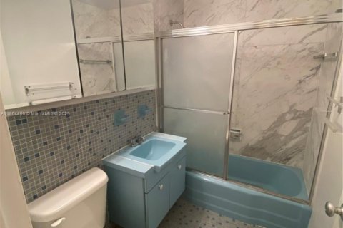 Copropriété à louer à Miami, Floride: 44.59 m2 № 1892536 - photo 24