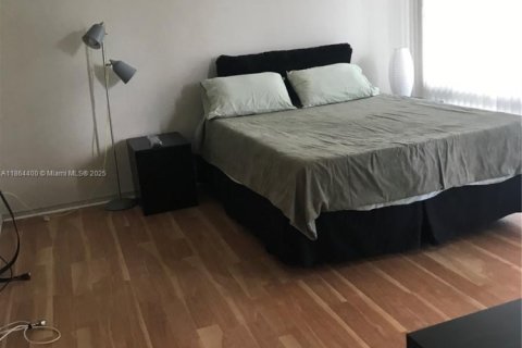 Copropriété à louer à Miami, Floride: 44.59 m2 № 1892536 - photo 7