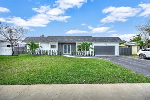 Villa ou maison à Plantation, Floride 4 chambres, 169.08 m2 № 2052114