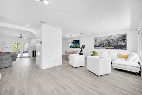 Купить виллу или дом в Плантация, Флорида 4 спальни, 169.08м2, № 2052114 - фото 16