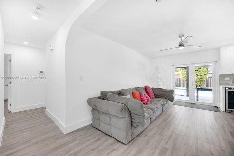 Купить виллу или дом в Плантация, Флорида 4 спальни, 169.08м2, № 2052114 - фото 17