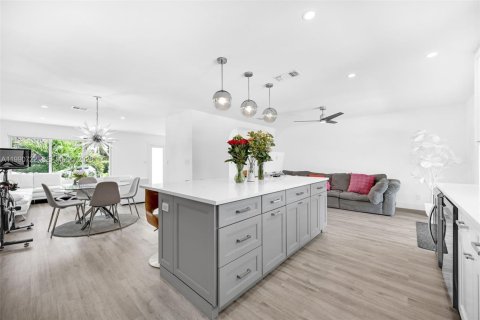 Купить виллу или дом в Плантация, Флорида 4 спальни, 169.08м2, № 2052114 - фото 14