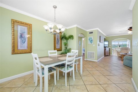 Condo in Indian Shores, Florida, 2 bedrooms  № 1734797 - photo 3