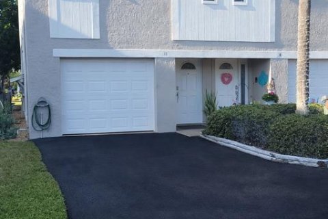 Купить таунхаус в Трежер-Айленд, Флорида 6 комнат, 137.96м2, № 2147687 - фото 4