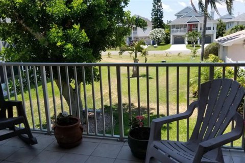 Купить таунхаус в Трежер-Айленд, Флорида 6 комнат, 137.96м2, № 2147687 - фото 23