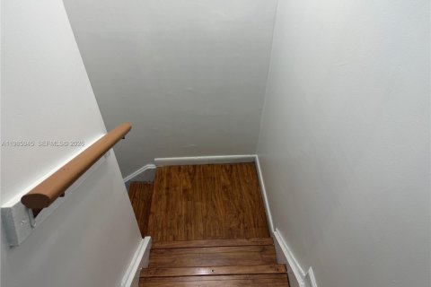 Adosado en alquiler en Lauderhill, Florida, 4 dormitorios, 147.71 m2 № 2050585 - foto 24