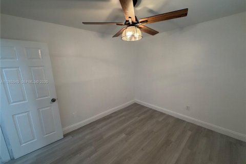 Adosado en alquiler en Lauderhill, Florida, 4 dormitorios, 147.71 m2 № 2050585 - foto 4