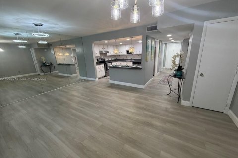 Adosado en alquiler en Lauderhill, Florida, 4 dormitorios, 147.71 m2 № 2050585 - foto 14