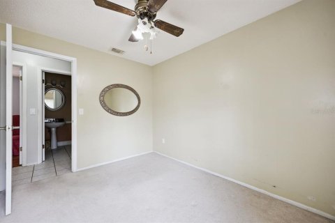House in Deltona, Florida 3 bedrooms, 118.73 sq.m. № 2410580 - photo 29