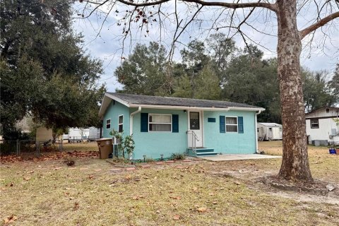 House in Ocala, Florida 2 bedrooms, 48.31 sq.m. № 2106249
