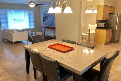 Villa ou maison à louer à Dania Beach, Floride: 4 chambres, 192.87 m2 № 1974794 - photo 7