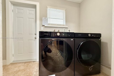 Villa ou maison à louer à Dania Beach, Floride: 4 chambres, 192.87 m2 № 1974794 - photo 15