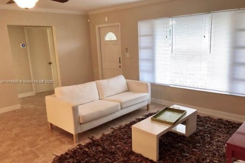 Villa ou maison à louer à Dania Beach, Floride: 4 chambres, 192.87 m2 № 1974794 - photo 5