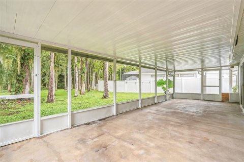 House in Tampa, Florida 3 bedrooms, 113.43 sq.m. № 2266739 - photo 21