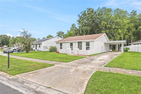 House in Tampa, Florida 3 bedrooms, 113.43 sq.m. № 2266739 - photo 30