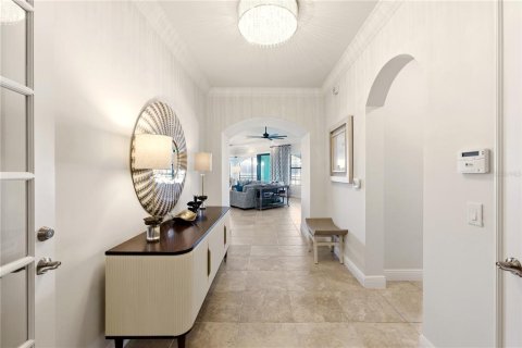 Condo in Naples, Florida, 3 bedrooms № 2195288 - photo 11
