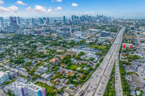 Terrain à vendre à Miami, Floride № 1977480 - photo 6