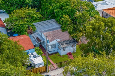 Terrain à vendre à Miami, Floride № 1977480 - photo 8
