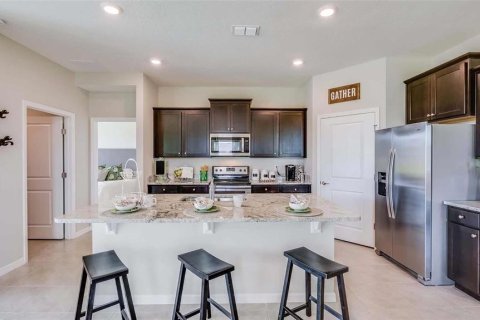 House in Lakewood Ranch, Florida 3 bedrooms, 168.71 sq.m. № 2113764 - photo 4