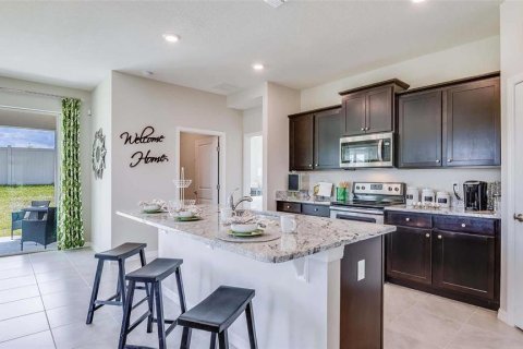 House in Lakewood Ranch, Florida 3 bedrooms, 168.71 sq.m. № 2113764 - photo 3