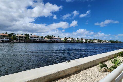 Снять в аренду кондоминиум в Холливуд, Флорида 1 спальня, 77.29м2, № 2006127 - фото 24