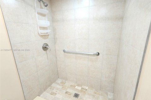 Снять в аренду кондоминиум в Холливуд, Флорида 1 спальня, 77.29м2, № 2006127 - фото 20