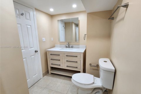 Снять в аренду кондоминиум в Холливуд, Флорида 1 спальня, 77.29м2, № 2006127 - фото 22