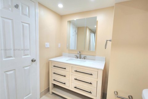 Снять в аренду кондоминиум в Холливуд, Флорида 1 спальня, 77.29м2, № 2006127 - фото 21