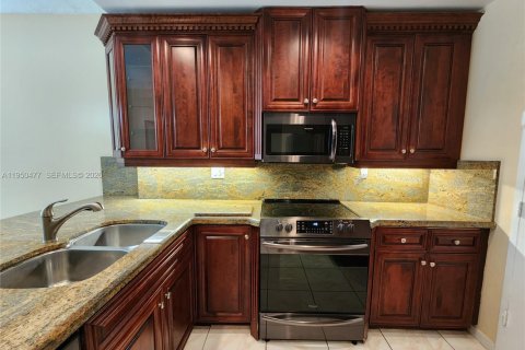 Снять в аренду кондоминиум в Холливуд, Флорида 1 спальня, 77.29м2, № 2006127 - фото 14