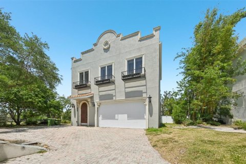 Casa en alquiler en Sarasota, Florida, 4 dormitorios, 195.37 m2 № 1884159 - foto 2