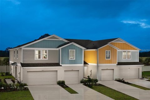 Townhouse in Haines City, Florida 3 bedrooms, 143.81 sq.m. № 1801419 - photo 1