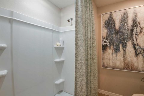 Townhouse in Haines City, Florida 3 bedrooms, 143.81 sq.m. № 1801419 - photo 15