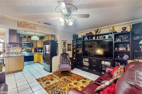 Townhouse in Miami, Florida 3 bedrooms, 124.49 sq.m. № 1786506 - photo 14