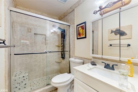 Купить таунхаус в Майами, Флорида 3 спальни, 124.49м2, № 1786506 - фото 23