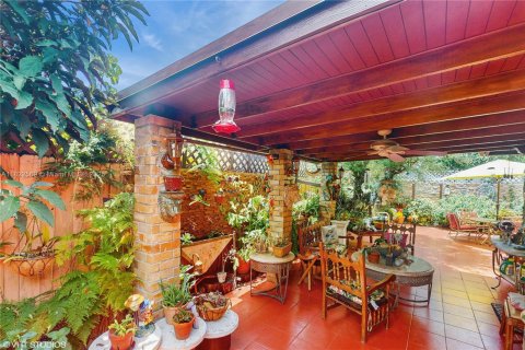 Townhouse in Miami, Florida 3 bedrooms, 124.49 sq.m. № 1786506 - photo 24