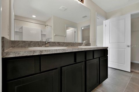 Villa ou maison à louer à Bradenton, Floride: 5 chambres, 241.92 m2 № 1615350 - photo 7