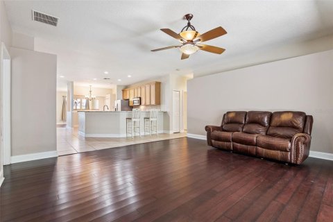 Casa en venta en Kissimmee, Florida, 4 dormitorios, 224.82 m2 № 2151679 - foto 13