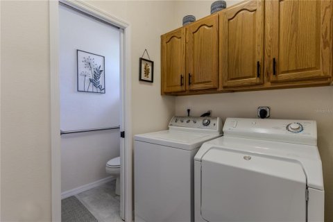 House in Frostproof, Florida 3 bedrooms, 140.28 sq.m. № 1823200 - photo 23