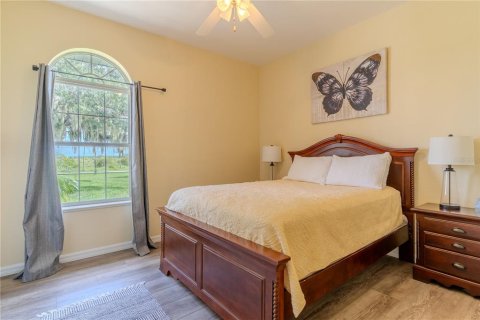 House in Frostproof, Florida 3 bedrooms, 140.28 sq.m. № 1823200 - photo 13