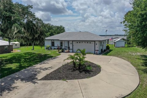 House in Frostproof, Florida 3 bedrooms, 140.28 sq.m. № 1823200 - photo 29