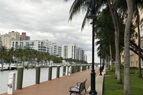 Copropriété à louer à Aventura, Floride: 2 chambres, 108.42 m2 № 2008250 - photo 17