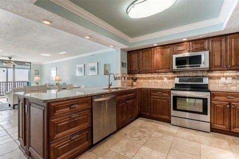 Condominio en venta en Madeira Beach, Florida, 2 dormitorios, 102.19 m2 № 2093223 - foto 8
